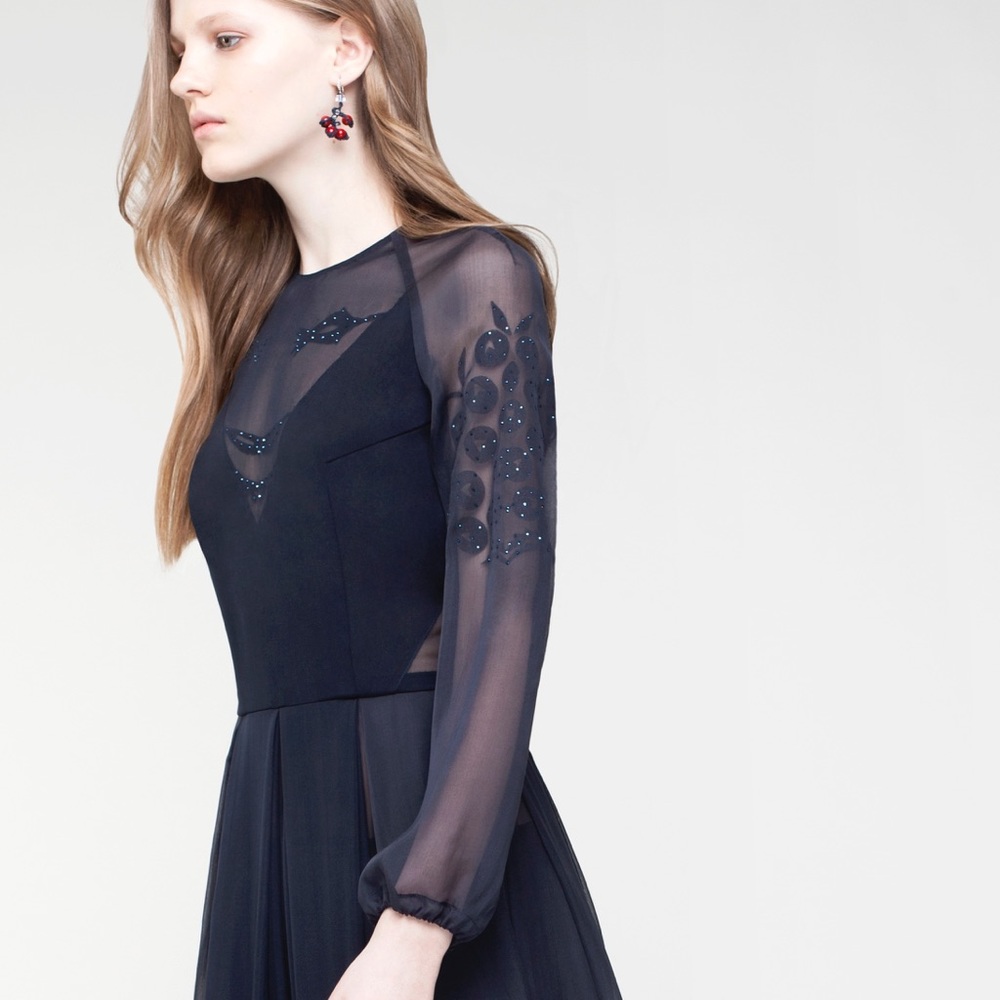Black Silk Eve Dress - Picture 5 of 5